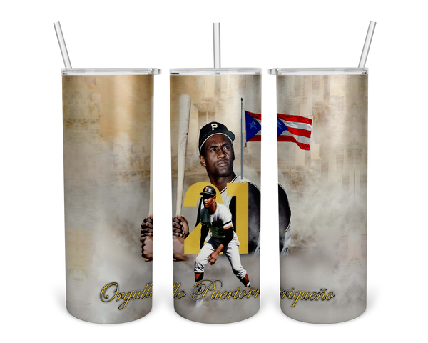 Set of three tumblers featuring Roberto Clemente in a Pittsburgh Pirates uniform with number 21, Puerto Rican flag, and 'Orgullo Puertorriqueño' text, ideal for fans in 2025.