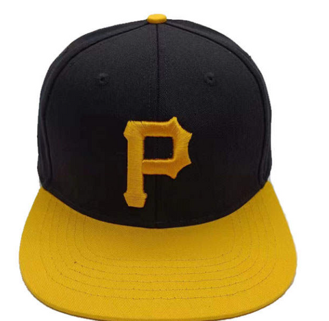A black and gold baseball snapback hat with the letter 'P' in gold on the front.